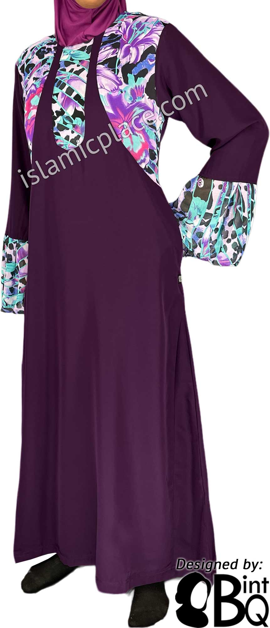 Plum - Zanoobia Stylish Abaya with Print Accenting by BintQ - S14