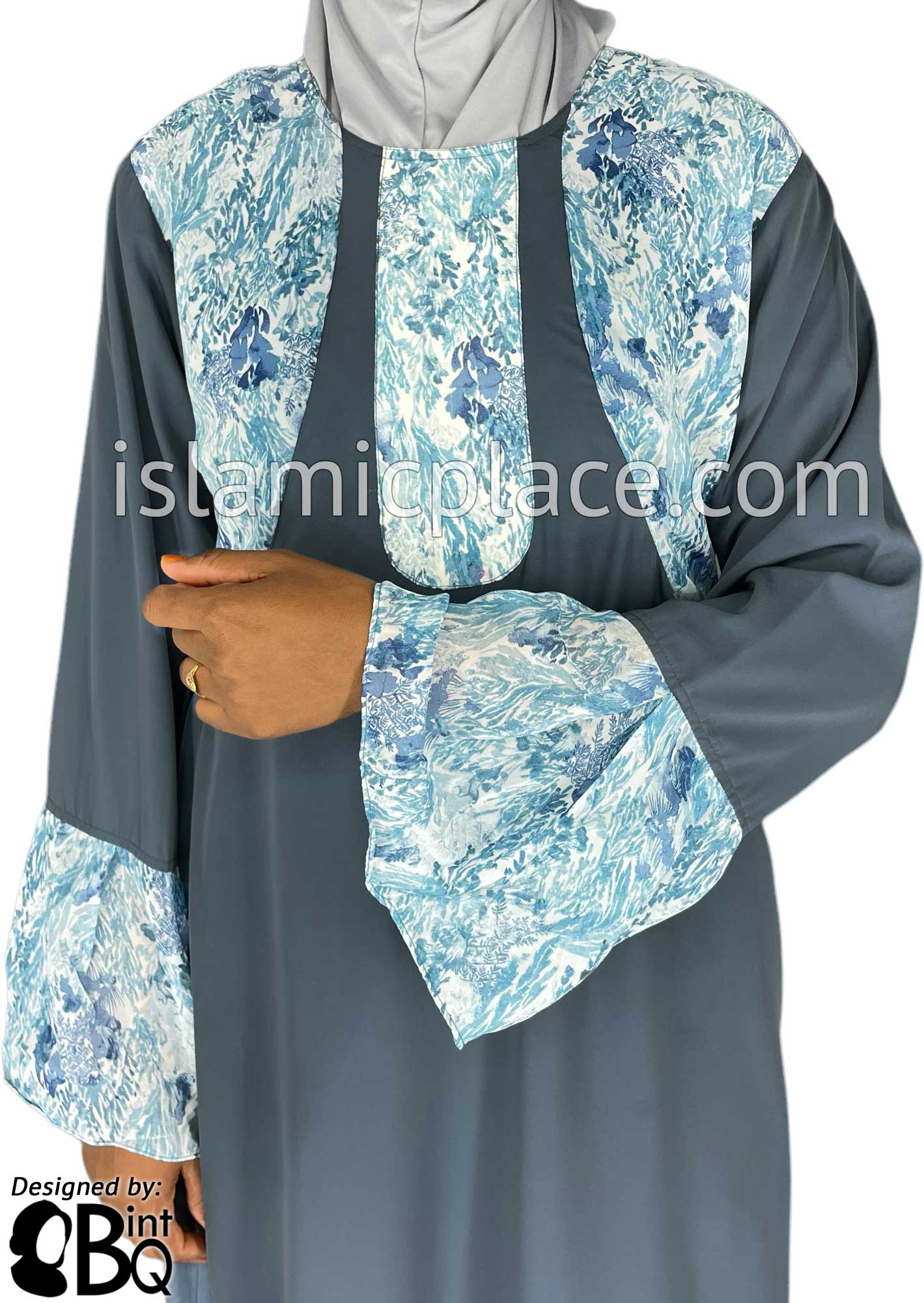 Gray - Zanoobia Stylish Abaya with Print Accenting by BintQ - S14