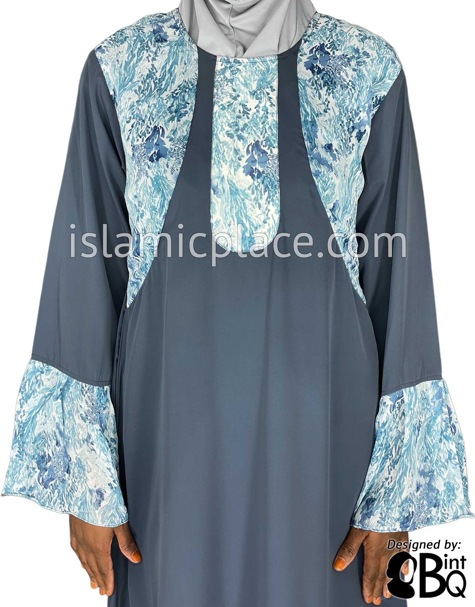 Gray - Zanoobia Stylish Abaya with Print Accenting by BintQ - S14