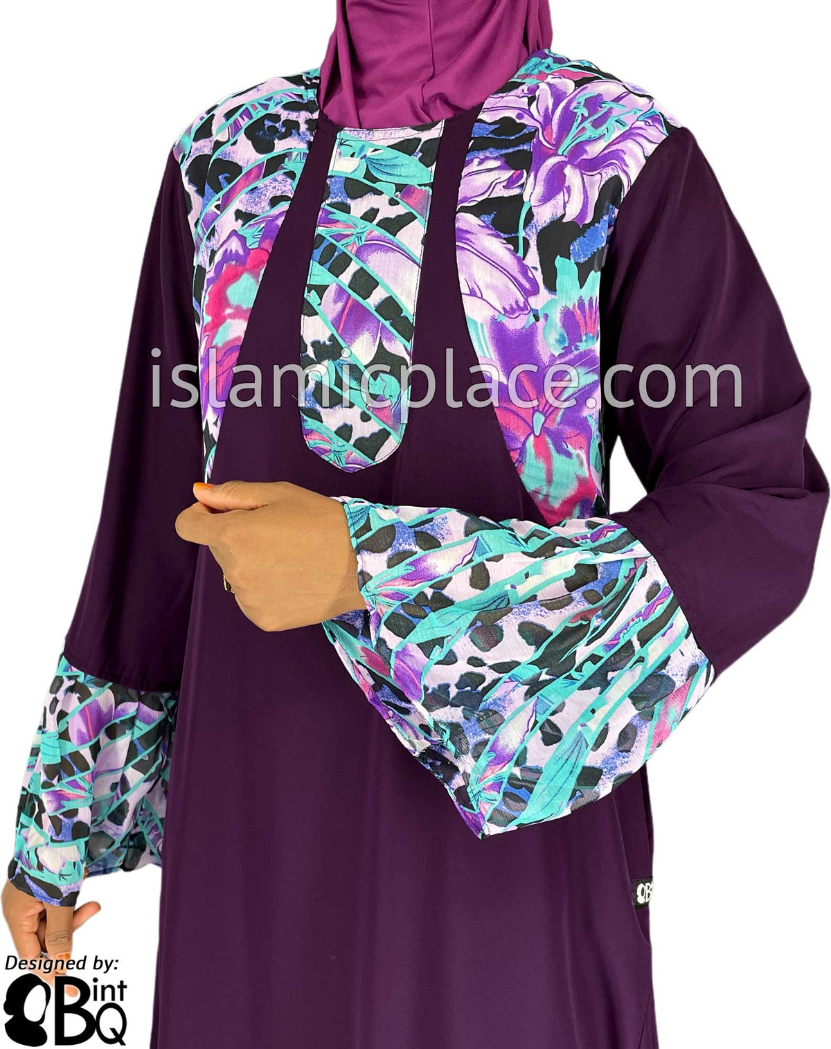 Plum - Zanoobia Stylish Abaya with Print Accenting by BintQ - S14