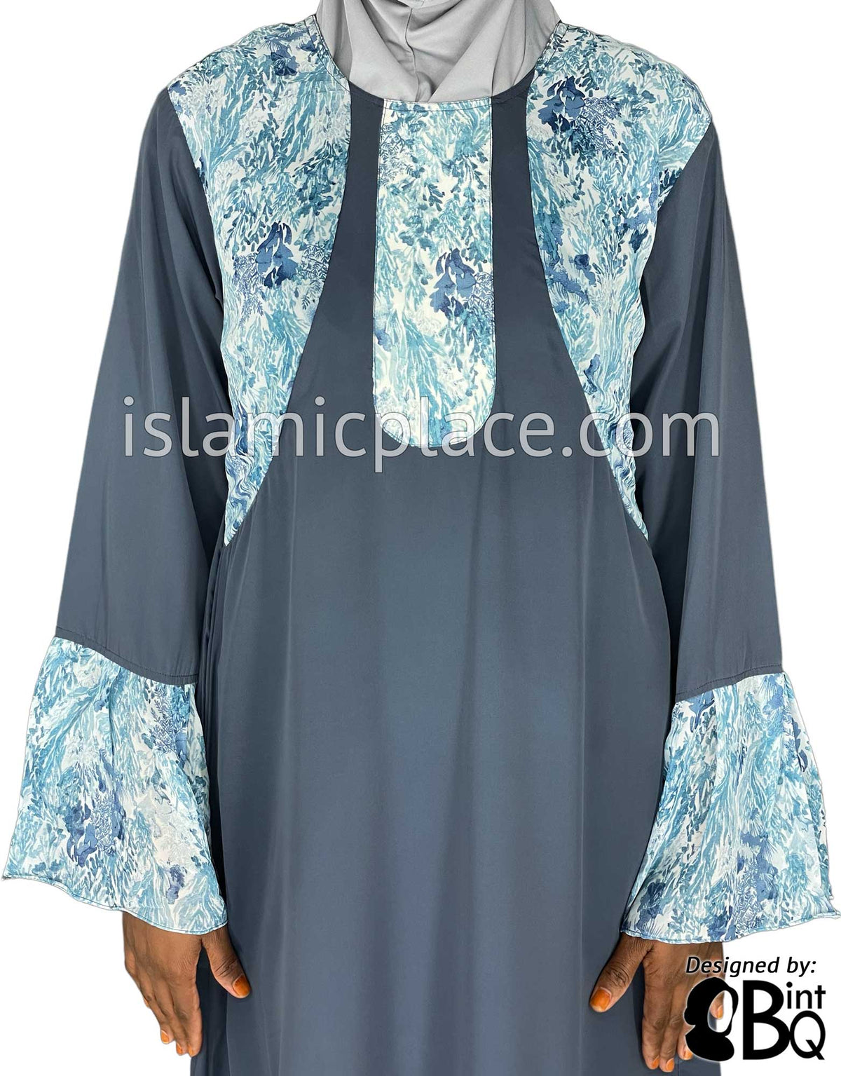 Gray - Zanoobia Stylish Abaya with Print Accenting by BintQ - S14