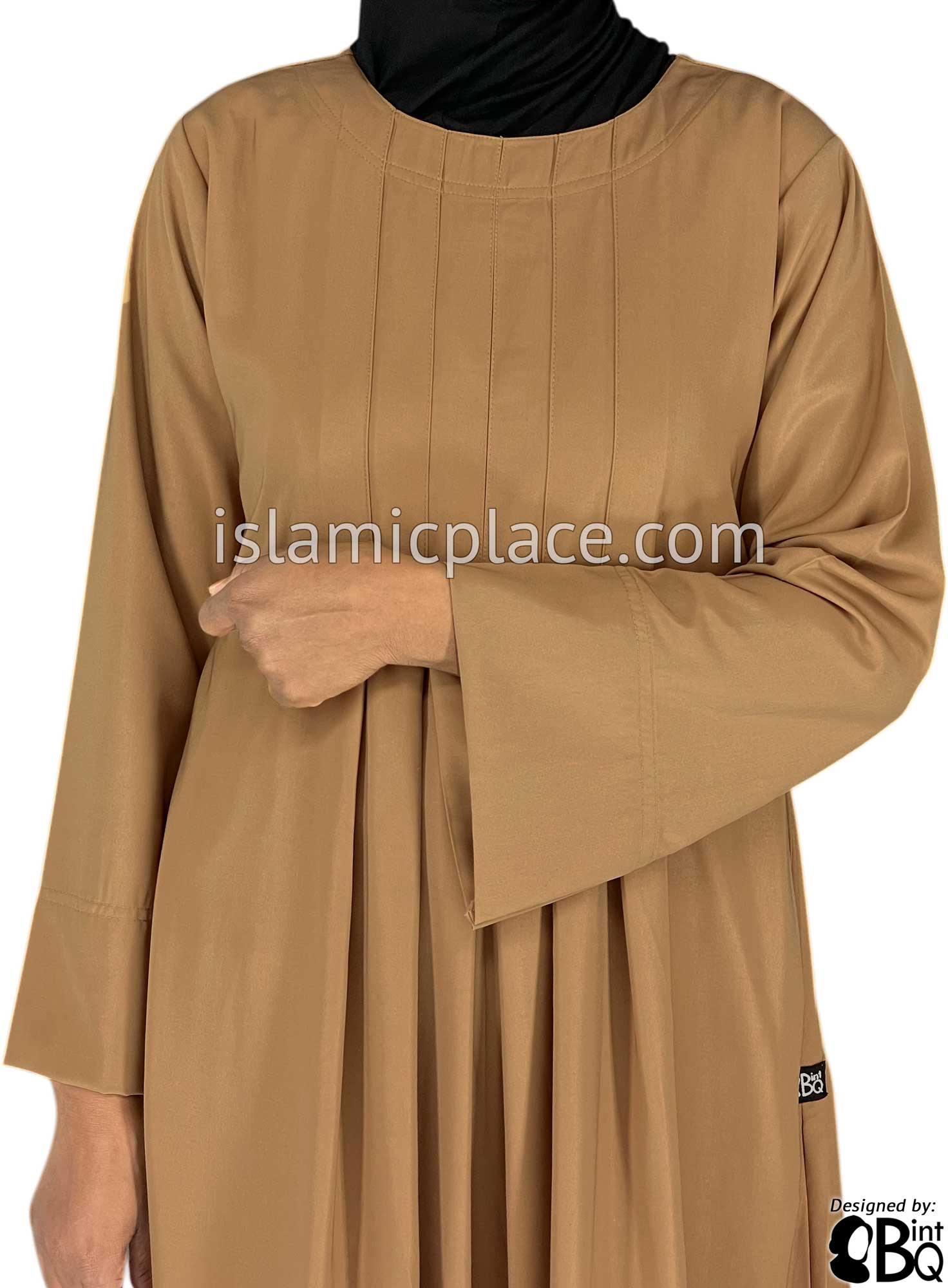 Spice - Sanaa Chic Abaya with Baby Doll Inspired Pleats by BintQ - BQ270