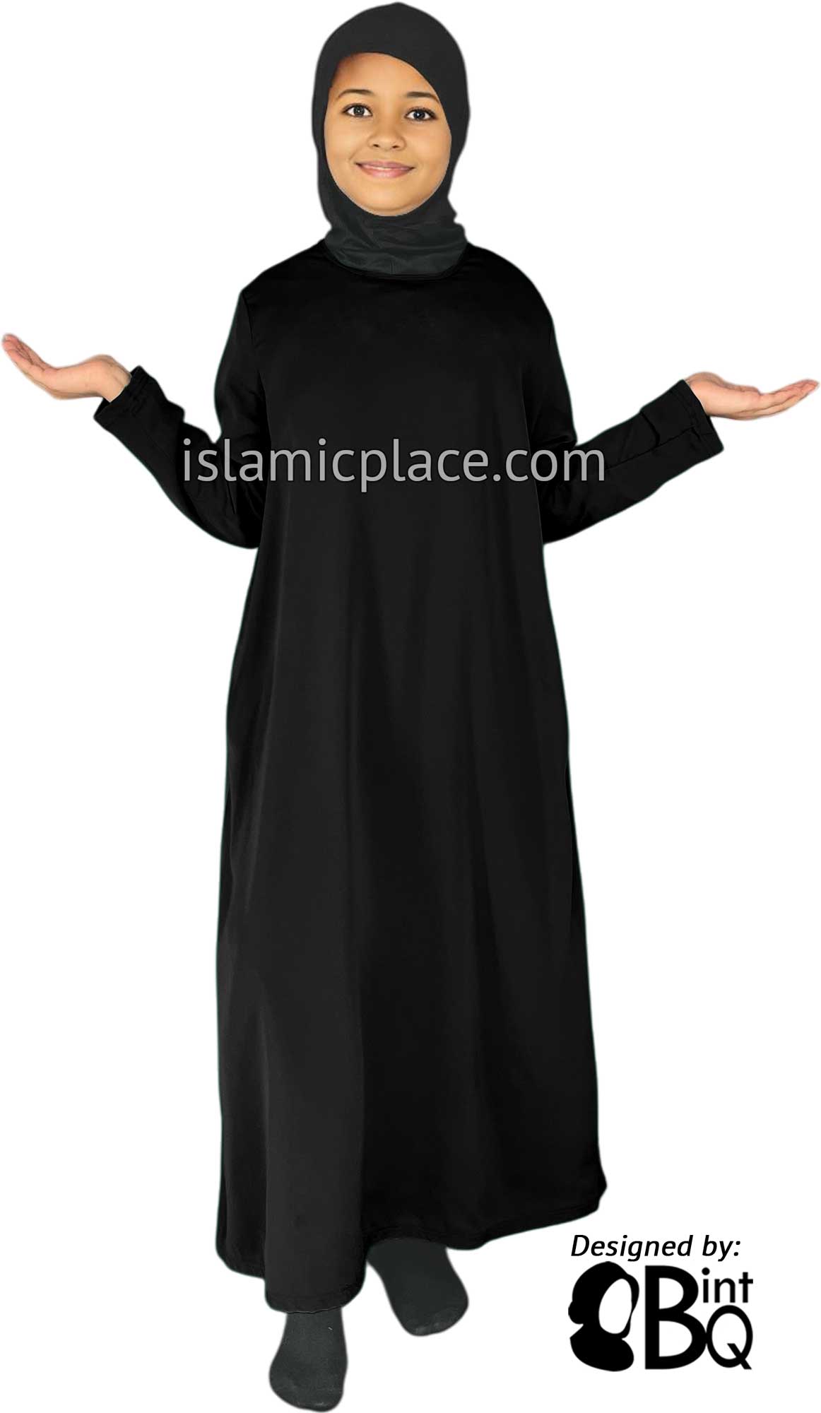 Black - Girl's Basics Plain Abaya by BintQ
