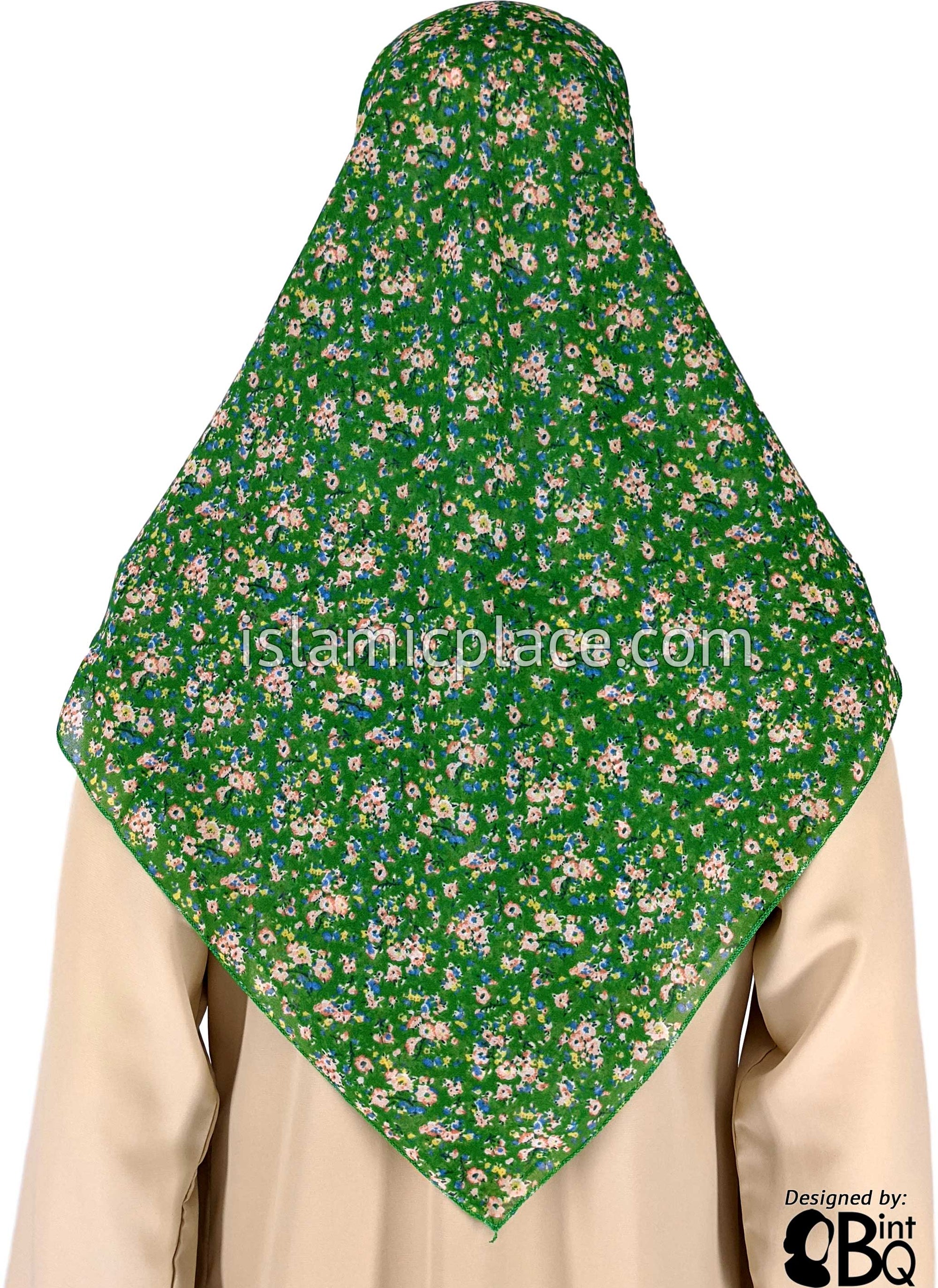 Pink White And Blue Flower Bunches On Green - 45" Square Printed Khimar